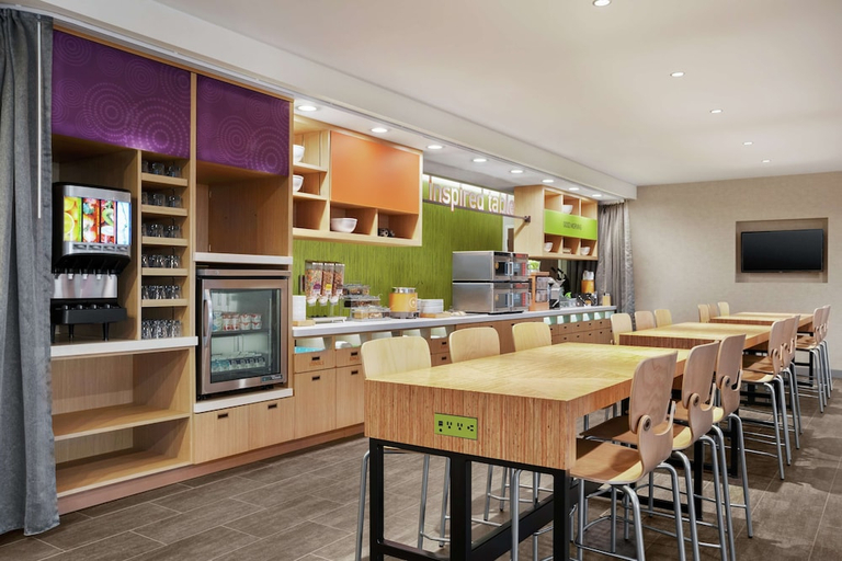 Food & Drinks 5, Home2 Suites by Hilton Warminster Horsham, Bucks