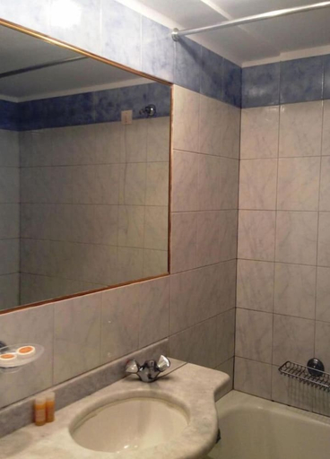 Bathroom, Pappas, Peloponnese