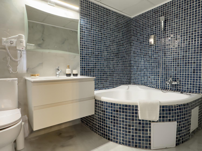 Bathroom 4, Victoria Central Apartments By CityBookings, Municipiul Bucuresti