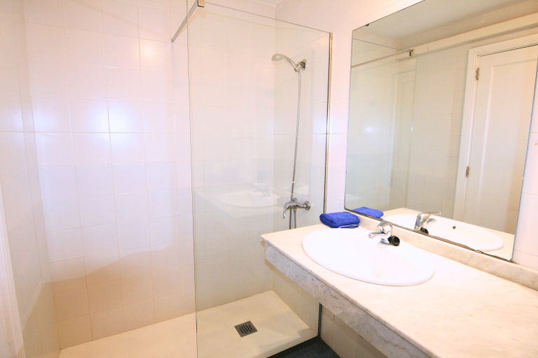 Bathroom 5, Costa Volcan and Spa, Las Palmas