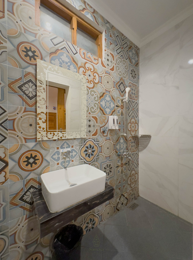 Bathroom 5, Samaya Villa Pakem, Sleman