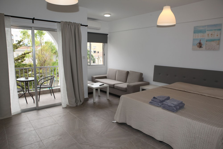 Bedroom 3, Polyxeni Hotel Apartments