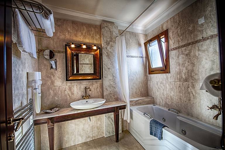 Bathroom 5, Olympus Mediterranean, Central Macedonia