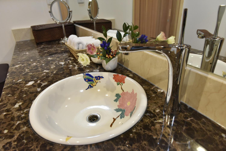 Bathroom 4, Kannawaen, Beppu