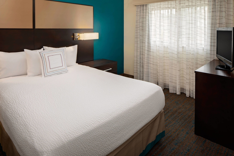 Bedroom 2, Residence Inn Cherry Hill Philadelphia, Camden