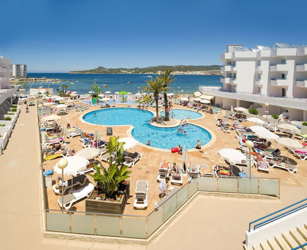 Exterior & Views 1, Playa Bella Beach Apartments, Baleares
