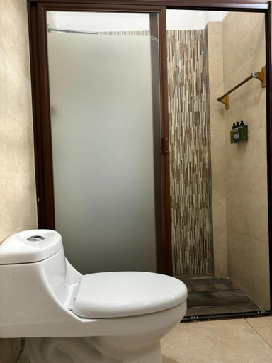 Bathroom 5, Hotel La Aldea del Halach Huinic, Palenque