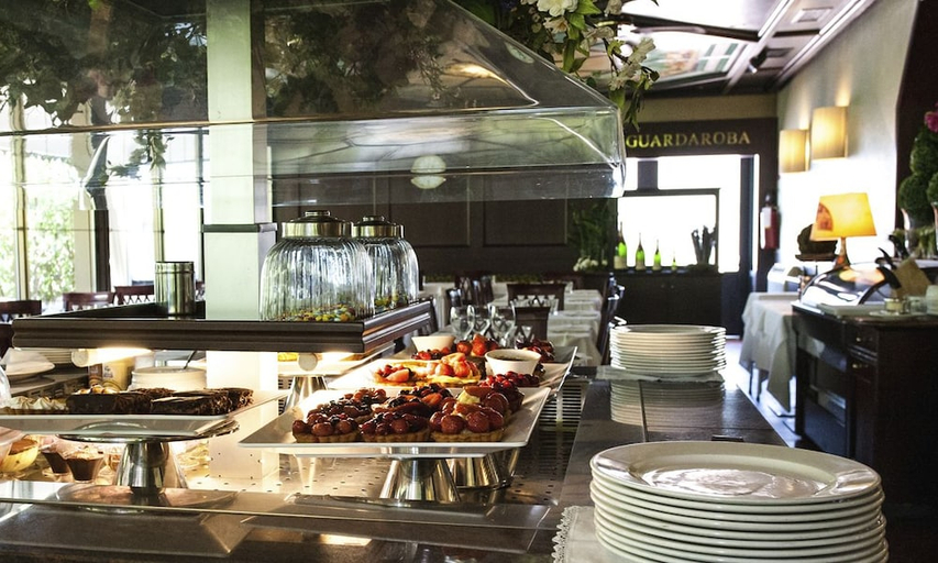 Food & Drinks 5, 57RESHOTEL ORIO, Bergamo