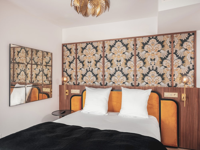 Others 4, Hotel Billie, Loire-Atlantique