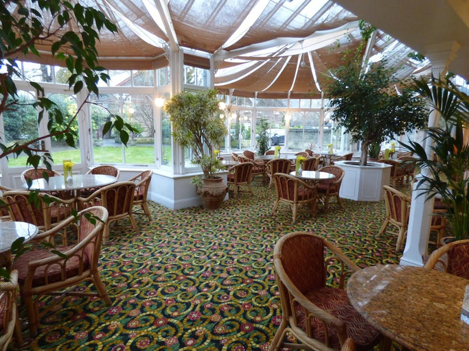 Food & Drinks 5, Arundel House , Cambridgeshire