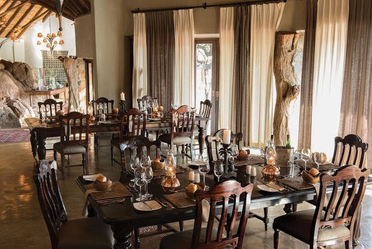 Food & Drinks 5, Madikwe Hills, Ngaka Modiri Molema