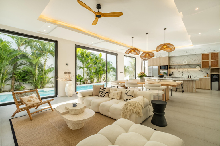 Others 4, Villa Malaikat - Luxury 2 BR Oasis near Pererenan Beach, Badung