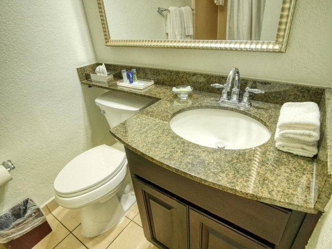 Bathroom 4, Treasure Island Hotel and Marina, Pinellas