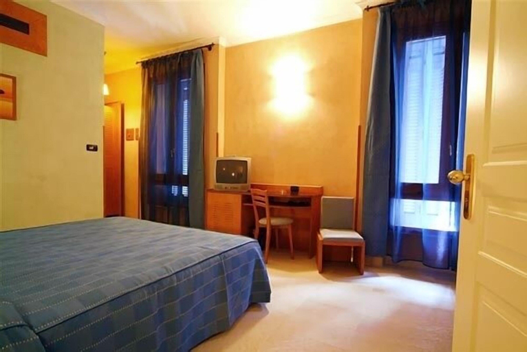 Bedroom 2, Hotel Eden Napoli, Napoli