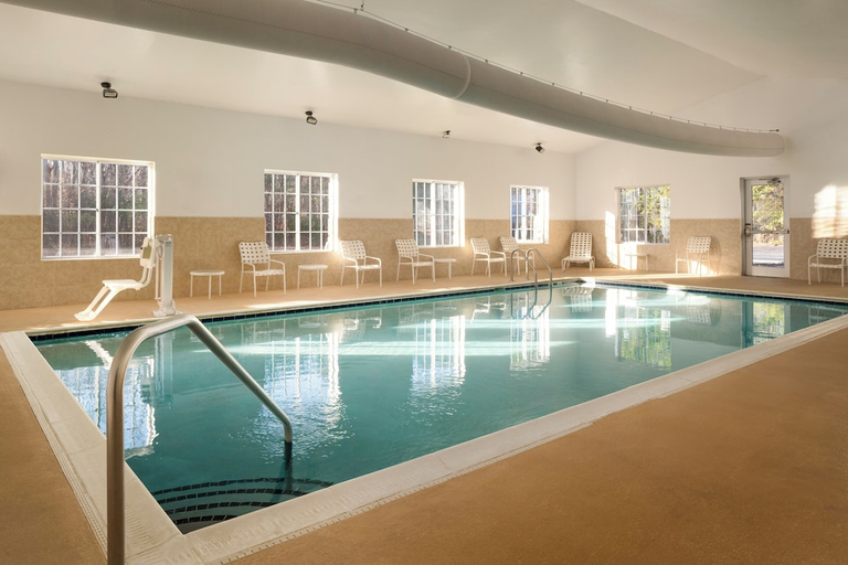 Sport & Beauty 5, Best Western Windsor Inn & Suites, Danville