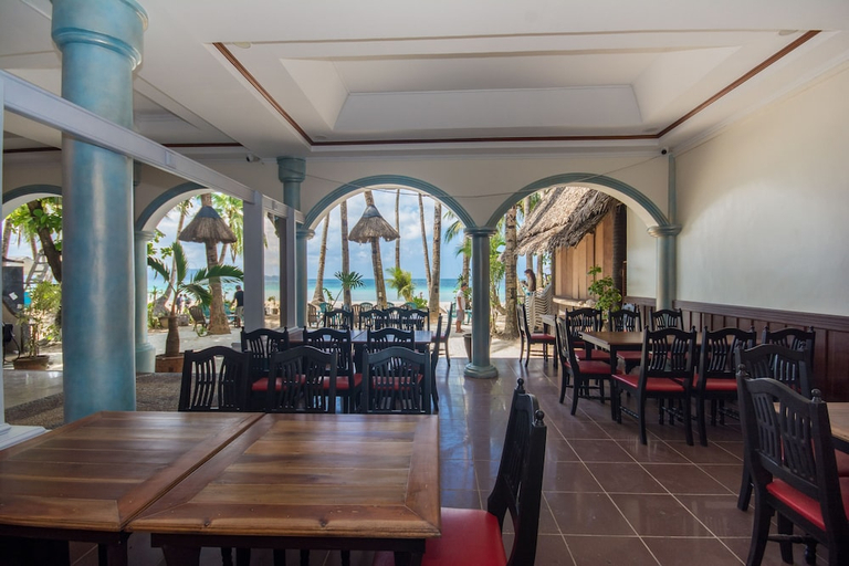 Food & Drinks 5, Royal Park Resort Boracay, Malay