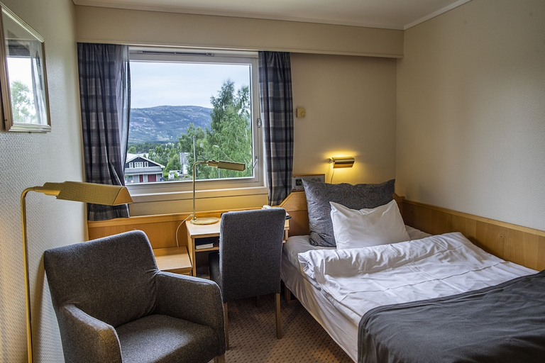 Bedroom 2, Straand Hotel, Kviteseid