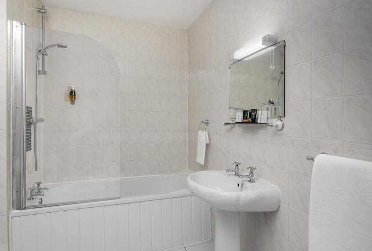 Bathroom 4, Higher Trapp House, Lancashire