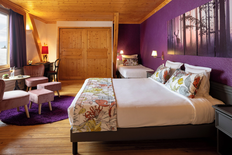 Bedroom 2, Hotel Courcheneige, Savoie