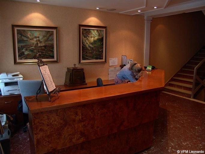 Others 5, Hotel Madrid Rio, Madrid