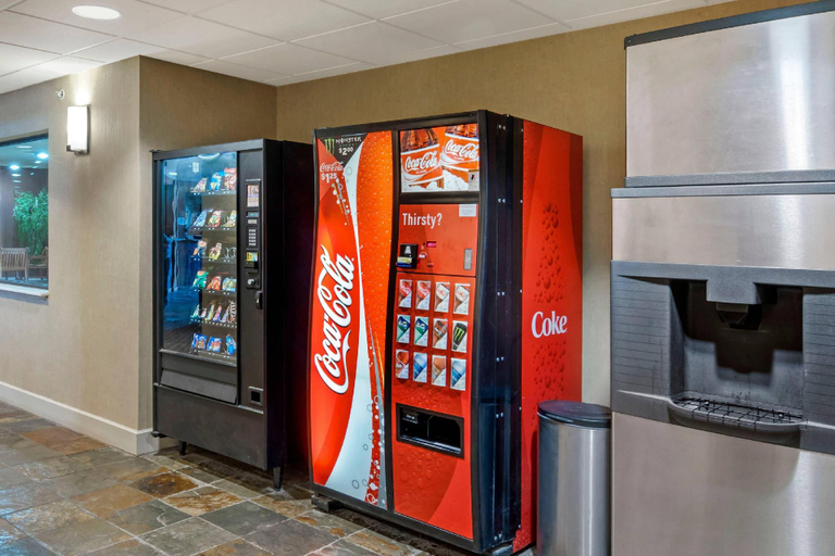 Food & Drinks 5, Comfort Inn & Suites Macon, Macon