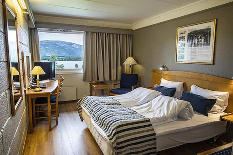 Bedroom 1, Straand Hotel, Kviteseid