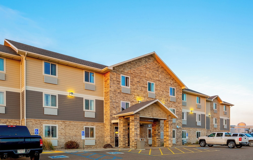 Exterior & Views 2, My Place Hotel - Dickinson, ND, Stark