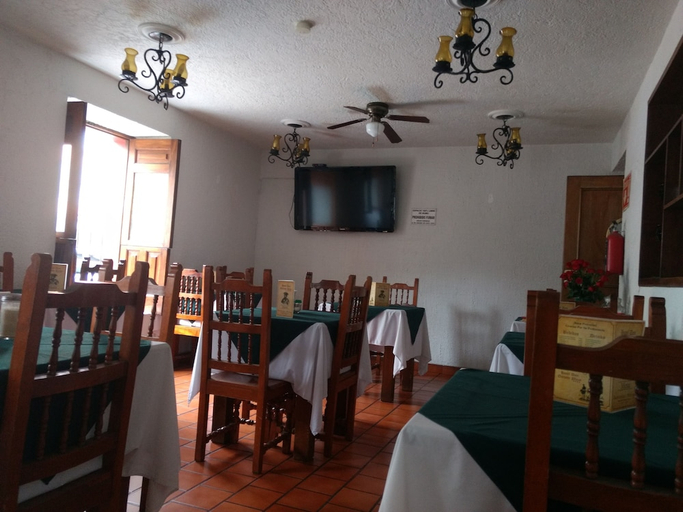 Food & Drinks 5, Hotel Don Quijote Plaza, Guadalajara