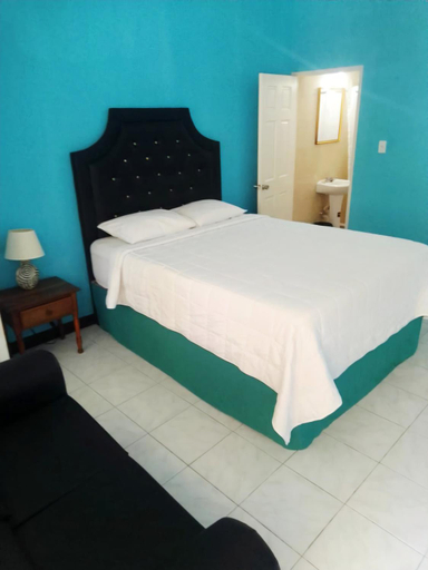 Bedroom 3, SeaEsta Negril