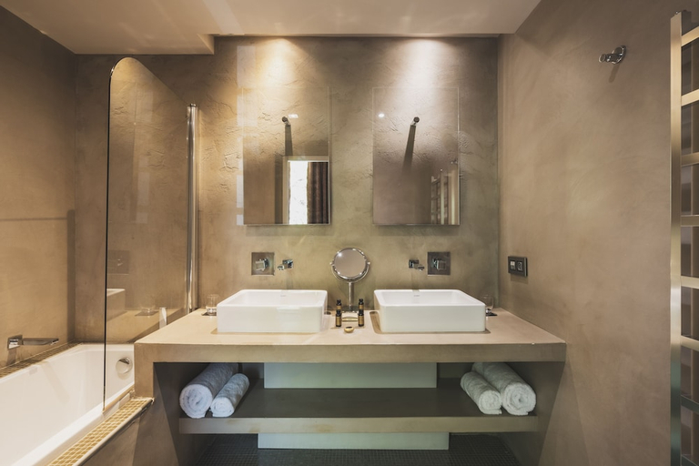 Bathroom 5, Les Lodges Sainte Victoire Hotel & Spa, Bouches-du-Rhône