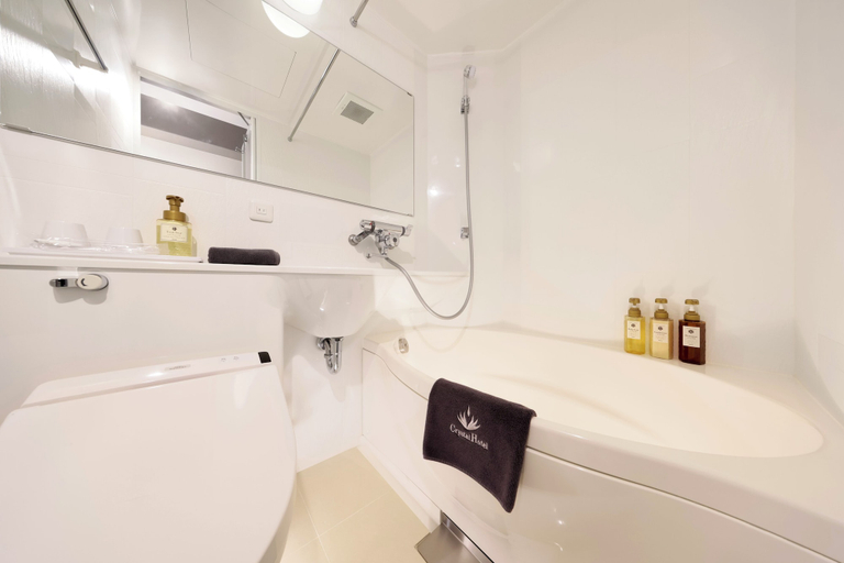 Bathroom, Tennoji Crystal Hotel, Osaka