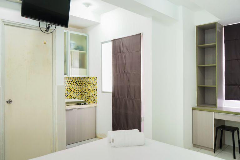 Bedroom, Spacious Studio Room Menteng Square Apartment, Jakarta Pusat