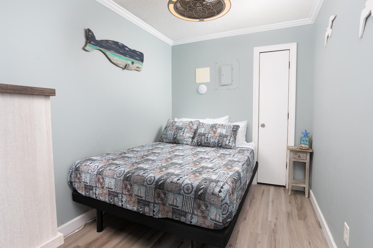 Bedroom 2, ONE More Sandy Day - 2BR 2BA Beach Condo, Sleeps 6, Horry