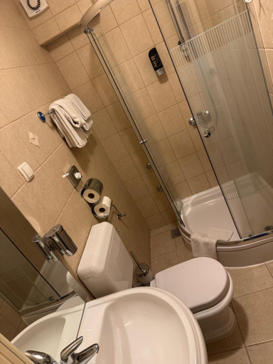 Bathroom 4, Hotel Zuco, Biograd na Moru