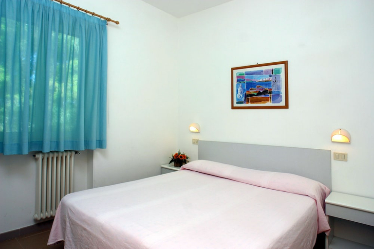 Bedroom, Oasiclub Hotel - Appartamenti, Foggia