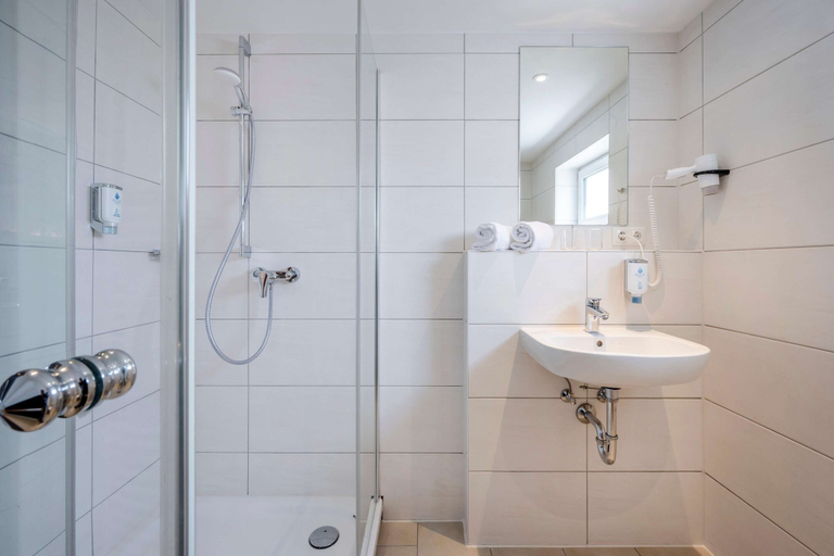 Bathroom 5, Messe Boutique Hotel Erb München, Ebersberg