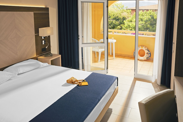 Bedroom 2, TUI MAGIC LIFE Calabria - All inclusive, Vibo Valentia