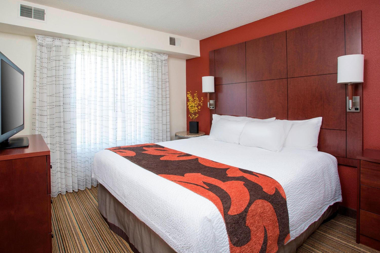 Bedroom 1, Residence Inn by Marriott Rockford, Winnebago