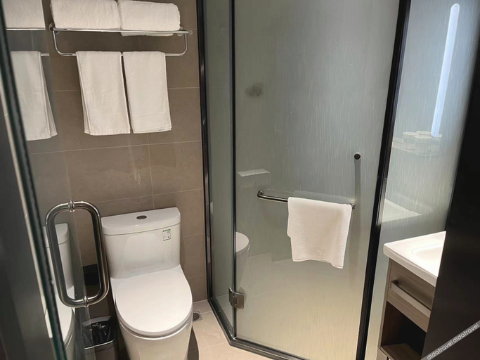 Bathroom 3, Hanting Hotel Shanghai Tangqiao Metro Station, Shanghai