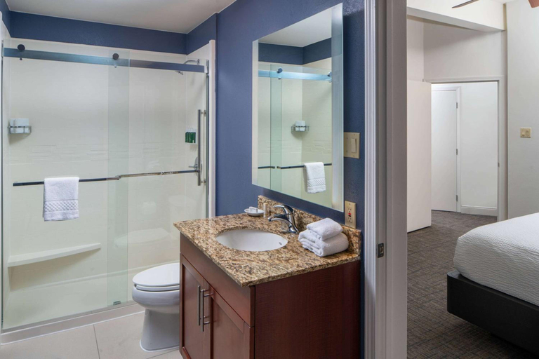 Bathroom 3, Sonesta ES Suites New Orleans Convention Center, Orleans