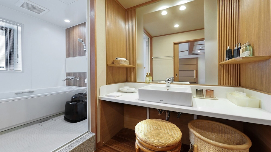 Bathroom 5, Zao Kokusai Hotel, Yamagata