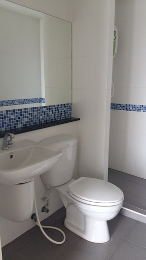 Bathroom 3, Say Hi Residences, Muang Chon Buri