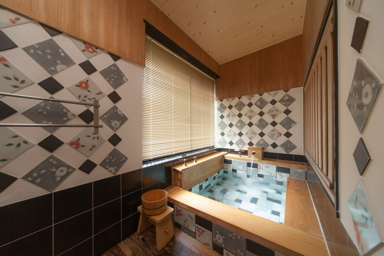 Bathroom 3, CHAHARU Hanare Dogo Yumekura, Matsuyama