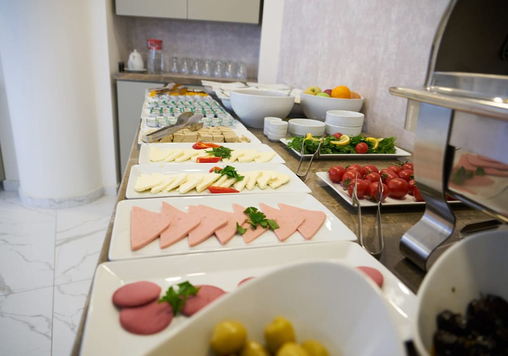 Food & Drinks 5, Mira Otel Alsancak, Konak