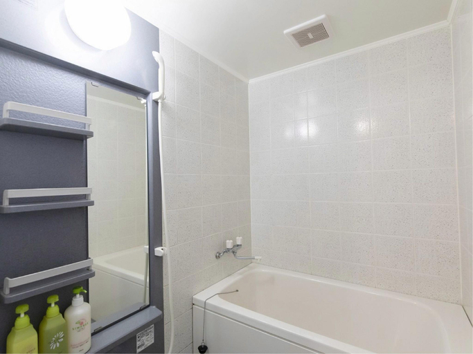 Bathroom 4, Goto Con-kana Okoku Winery & Resort, Gotō