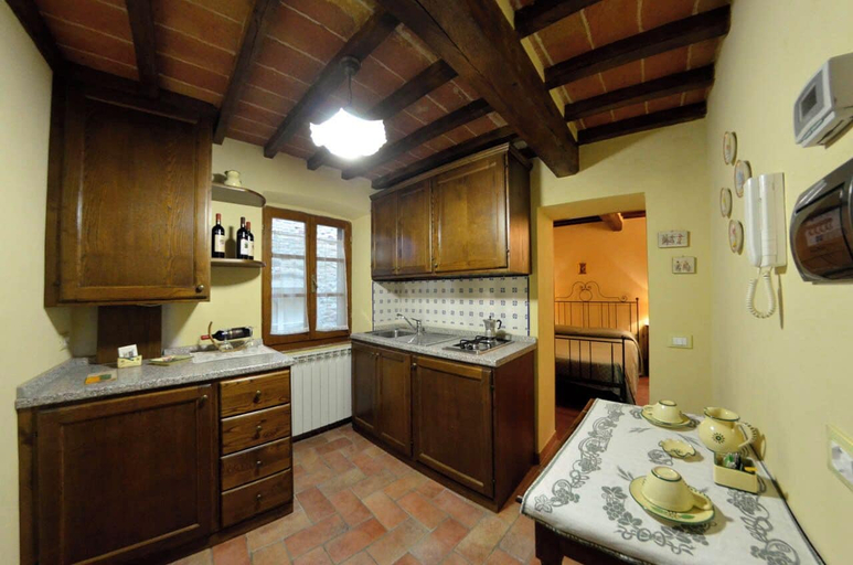 Others 4, CASA AMBRA, Arezzo