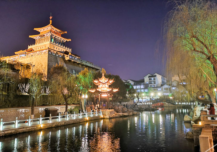 Exterior & Views 1, Borrman Hotel Jinan Quancheng Squaire Baotuquan, Jinan