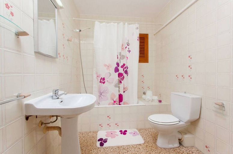 Bathroom, Apartamentos Puet, Baleares