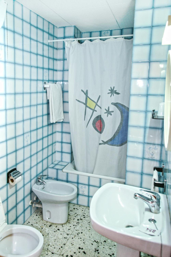 Bathroom 3, Racó d'en Pepe, Barcelona