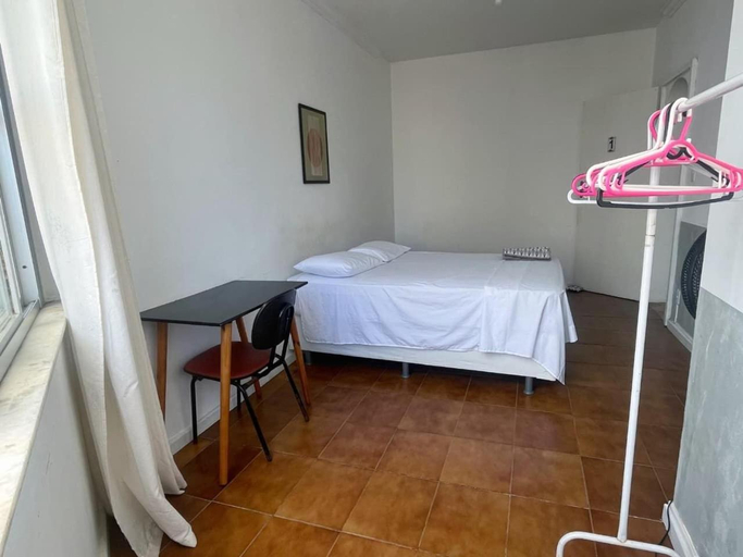 Bedroom 2, Quarto privado a 160 metros da Praia do Farol da barra 1, Salvador